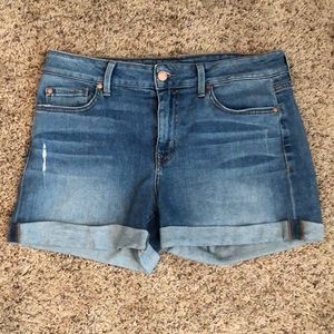 Women’s jean shorts